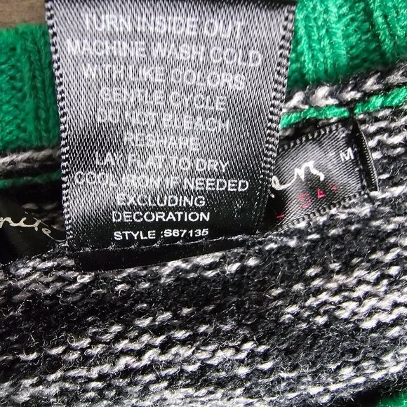 🏆United States Sweaters Polar Bear Crew Neck Knit Ugly Christmas Sweater - Picture 9 of 9